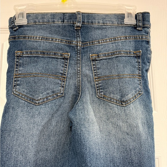 OshKosh B’gosh Boys Jeans - Picture 3 of 8